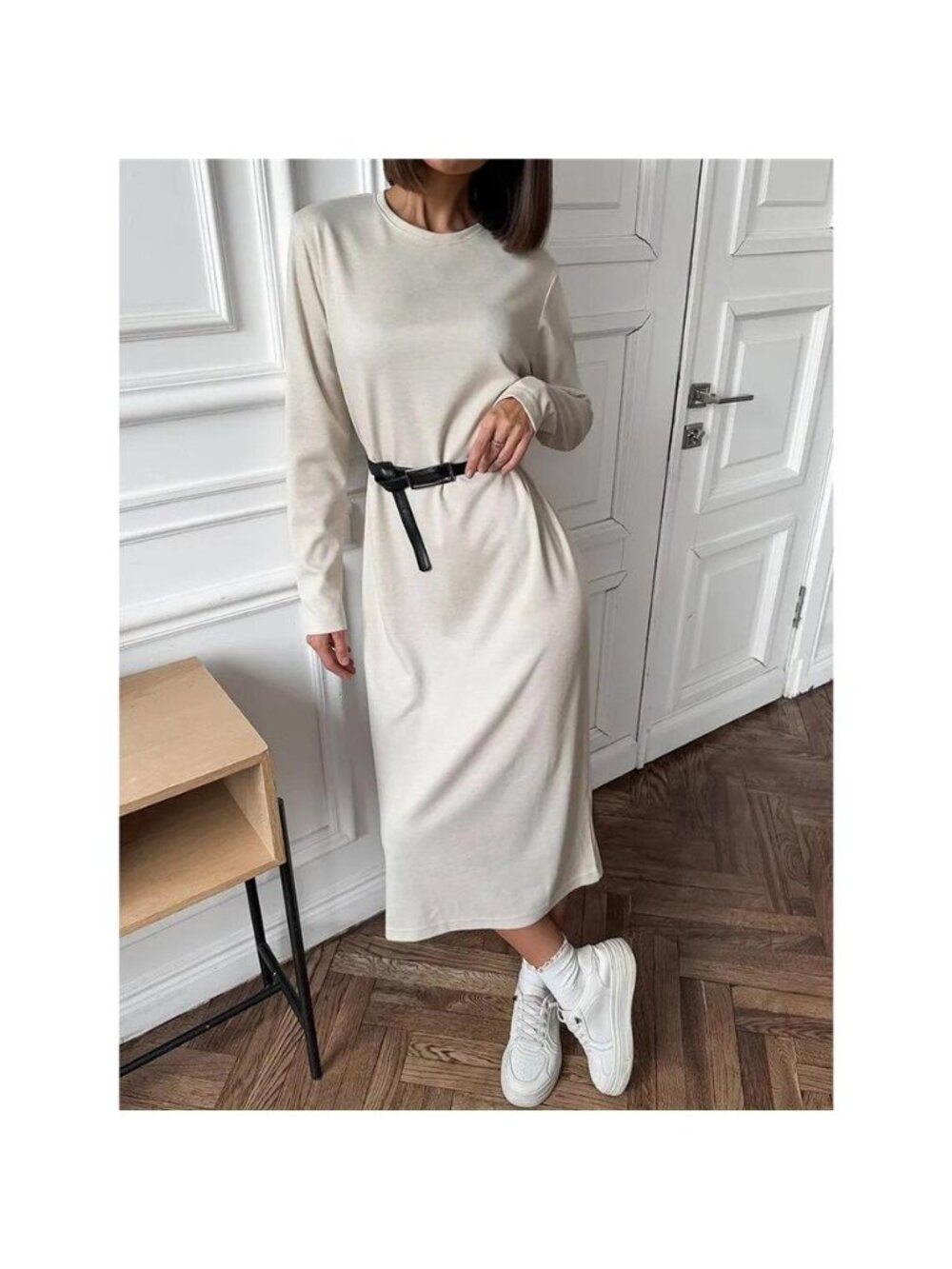 Round Neck Long-Sleeve Midi Dress